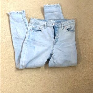 Light Washed Mom Jeans